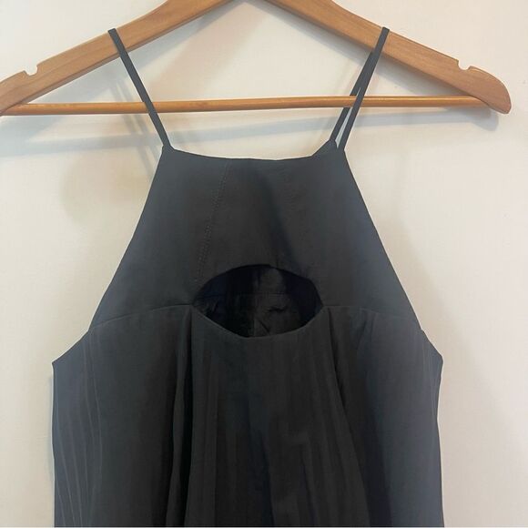 Hunter Bell Pleated Keyhole Harrison Tunic Top in Size M - Picture 3 of 7